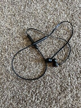 Beats Flex – All-Day Wireless Earphones – Beats Black